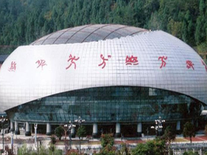 北京体育中心球形网架加工安装